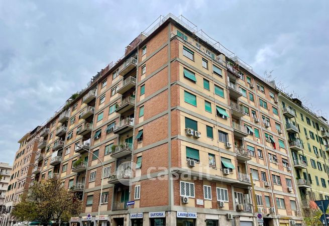 Appartamento in residenziale in Via Pietro Blaserna