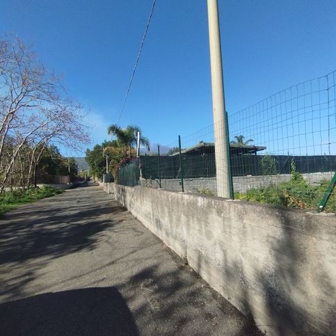 Terreno agricolo in commerciale in Via Presti