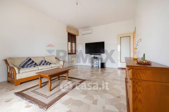 Appartamento in residenziale in Via Carlo Poma 30