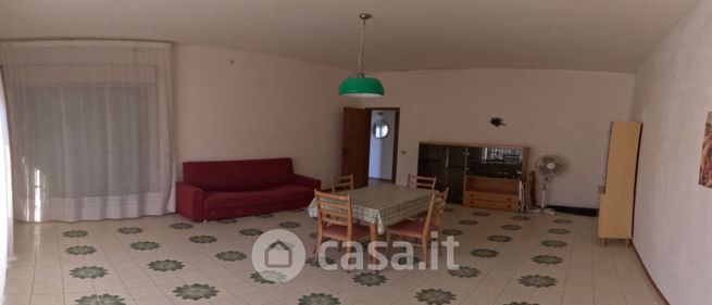 Casa indipendente in residenziale in all'entrata di scoglitti
