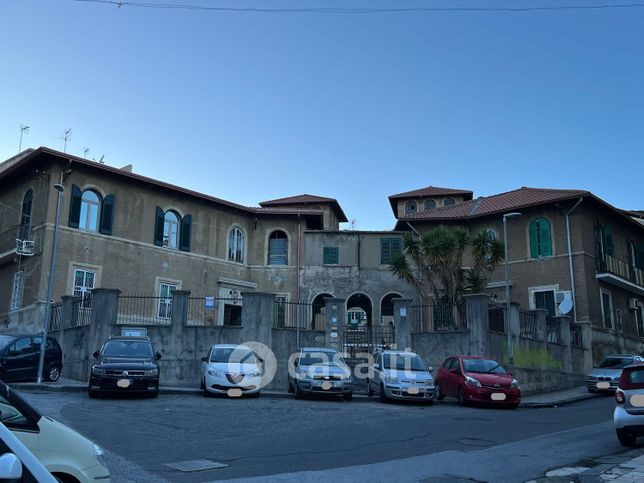 Appartamento in residenziale in Via Grattoni 1