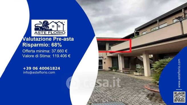 Ufficio in commerciale in Via della Costituzione 4 F