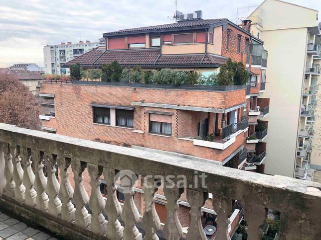 Appartamento in residenziale in Via Lamarmora 35