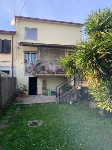 Villetta a schiera in residenziale in Via San Remigio di Sopra