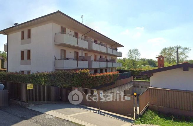 Appartamento in residenziale in Via Deco' e Canetta