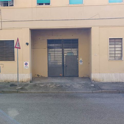 Box/posto auto in residenziale in Via Don Giovanni Minzoni 9