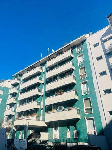 Appartamento in residenziale in Via Giacinto Bruzzesi 37