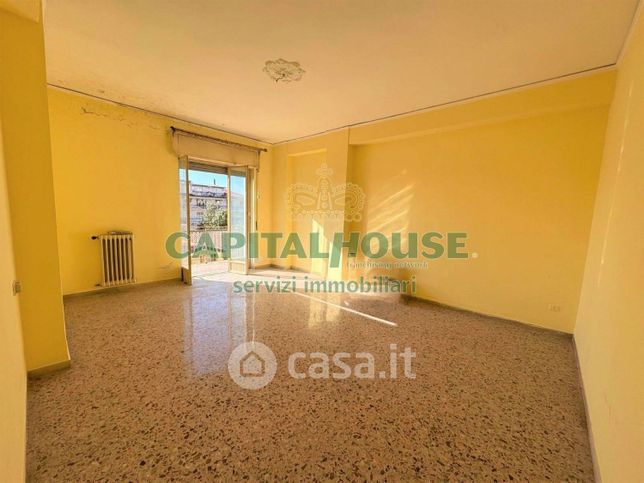 Appartamento in residenziale in Via Avellino 17