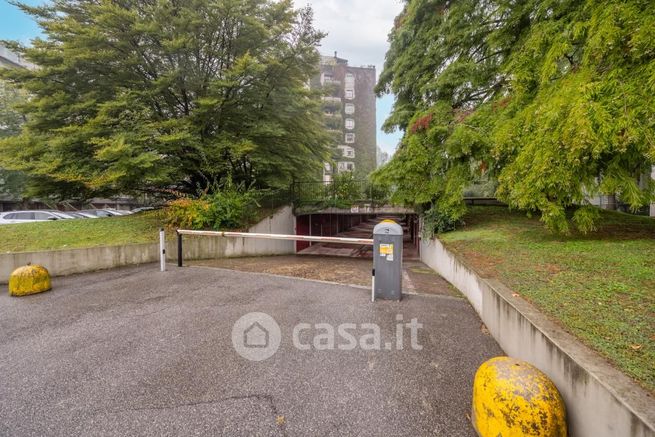 Garage/posto auto in residenziale in Strada Malaspina 2T2