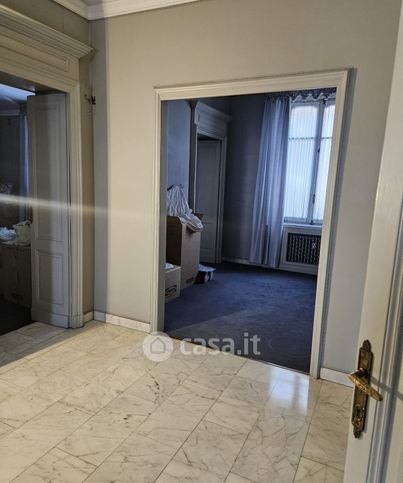 Ufficio in commerciale in Via Trotti