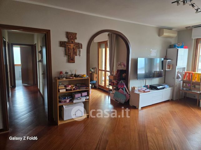 Appartamento in residenziale in Via Antonio Calderara