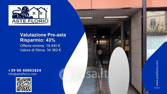 Box/posto auto in residenziale in Piazza 80Â° Fanteria