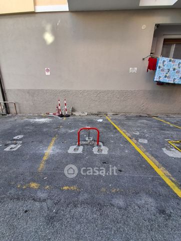 Box/posto auto in residenziale in Corso Goffredo Mameli 317
