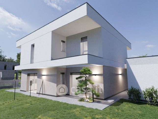 Casa bi/trifamiliare in residenziale in Via G.Saragat