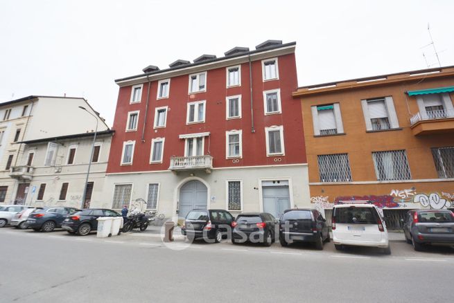 Appartamento in residenziale in Via Eugenio Villoresi 35