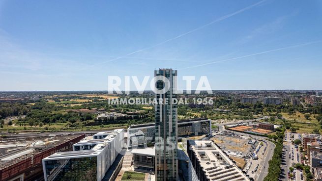 Attico/mansarda in residenziale in Viale Giorgio Ribotta