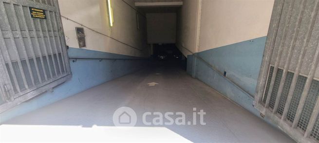 Garage/posto auto in residenziale in Via Leonetto Cipriani 12