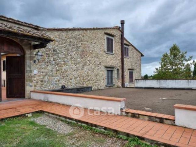 Appartamento in residenziale in Via Lucardese 64