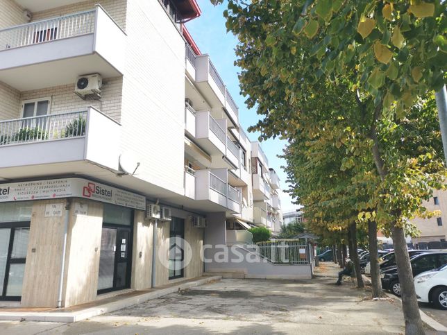 Attico/mansarda in residenziale in Via di Salpi