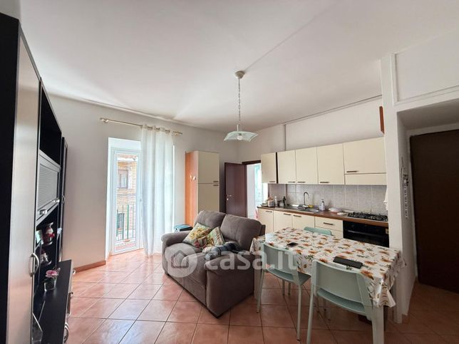 Appartamento in residenziale in Via III Novembre 132