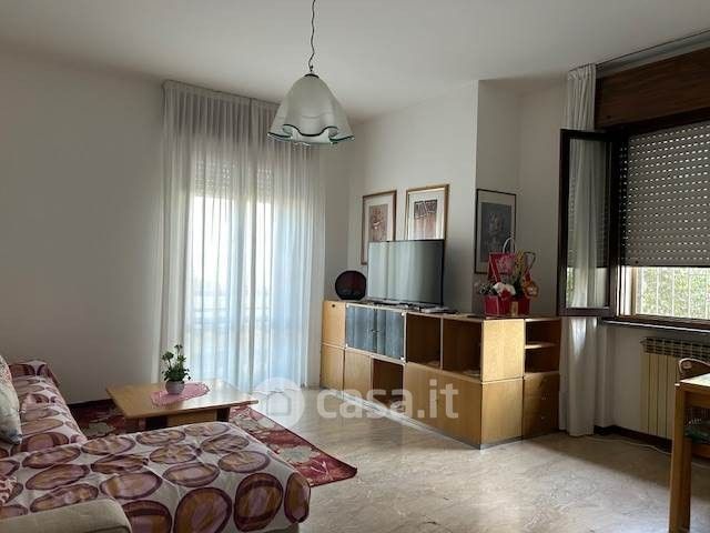 Appartamento in residenziale in Via Pietro Cella