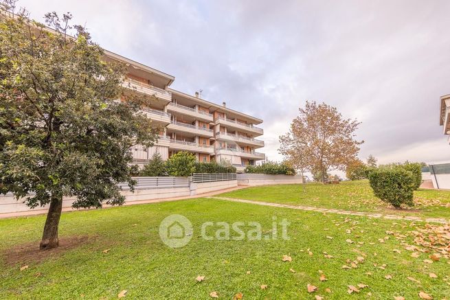 Appartamento in residenziale in Viale delle Arti 5