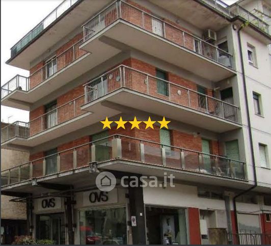 Appartamento in residenziale in Via G. Leopardi