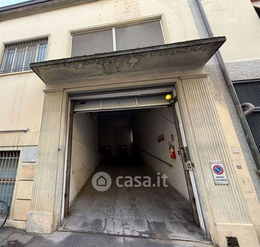 Garage/posto auto in residenziale in 