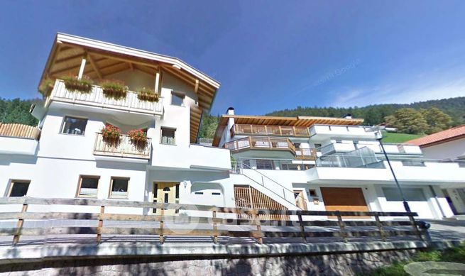 Villetta a schiera in residenziale in Via Catinaccio 41