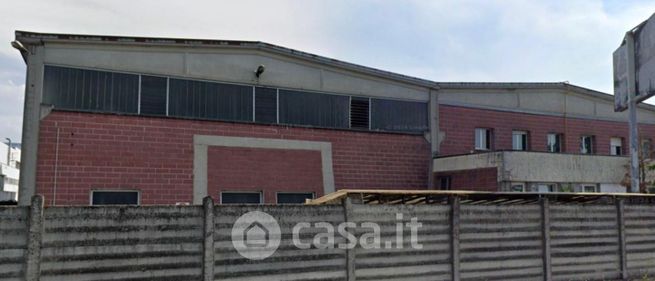Capannone in commerciale in Gariga 1
