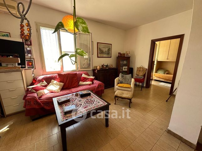 Casa indipendente in residenziale in Via Frascati 5