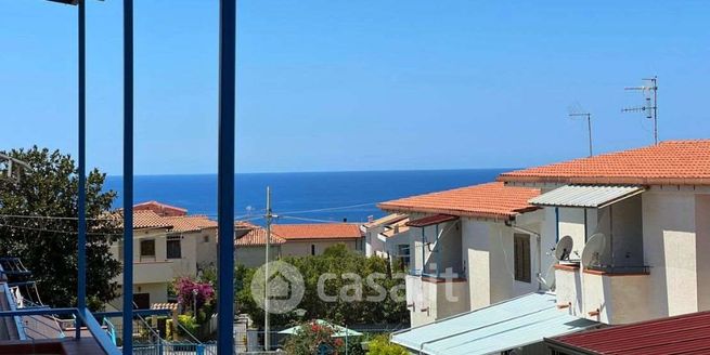 Appartamento in residenziale in Viale Raffaello