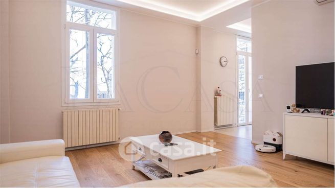 Appartamento in residenziale in Viale Italia