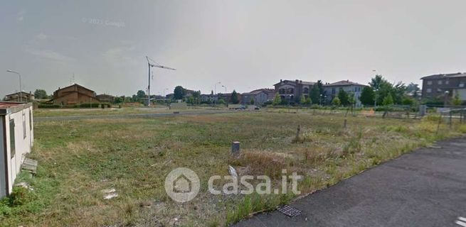 Terreno edificabile in residenziale in Via Luigi Tenco