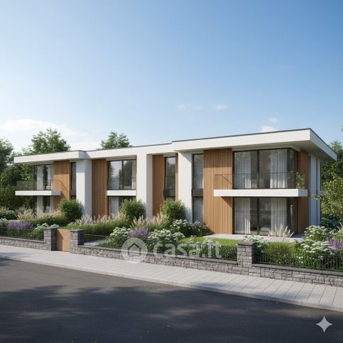 Casa indipendente in residenziale in Via Nizza