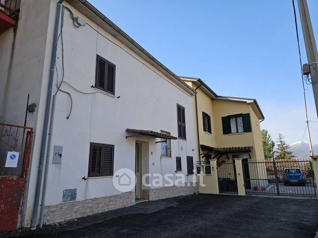 Casa indipendente in residenziale in Via delle Aie 31