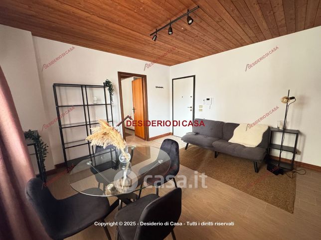 Appartamento in residenziale in Via Dante Alighieri 102