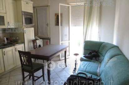 Appartamento in residenziale in Via Ugo Braschi 78
