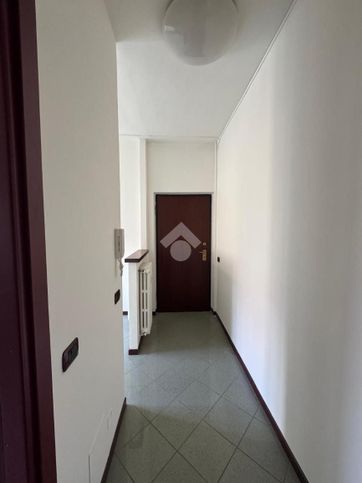 Ufficio in commerciale in Via Cuneo 6