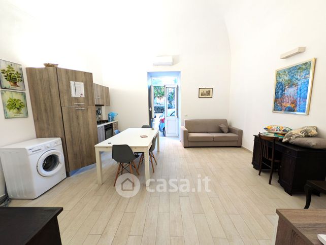 Casa indipendente in residenziale in Via Girolamo Italia
