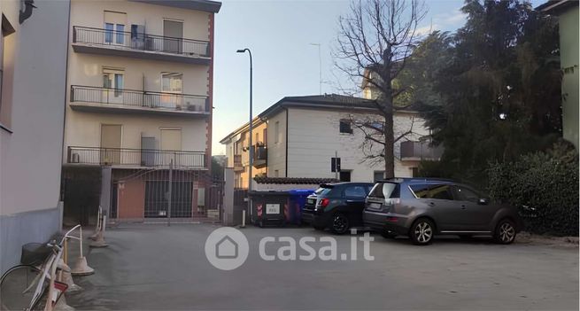 Garage/posto auto in residenziale in Via Luigi Brusaioli 1