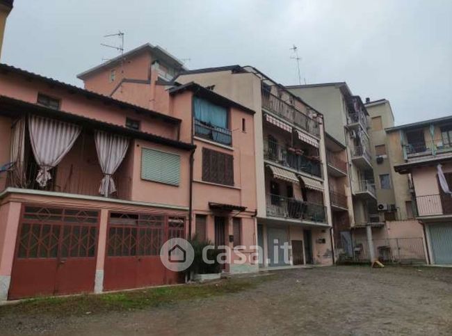 Appartamento in residenziale in Via Fratelli Cairoli 21