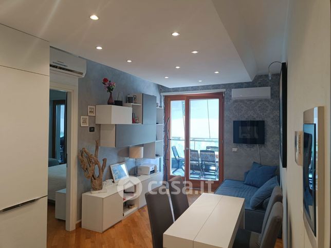 Appartamento in residenziale in Via Augusto Camerini 95