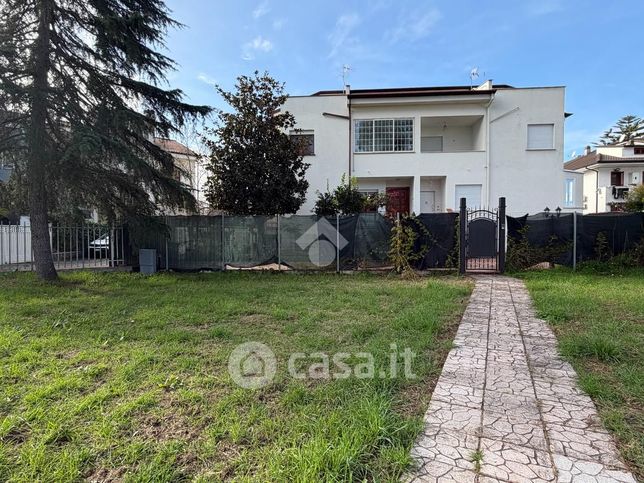 Appartamento in residenziale in Via Ambrifi 72