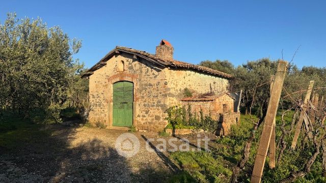 Rustico/casale in residenziale in Via Colle dei Marmi 142