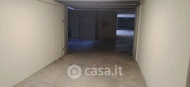 Box/posto auto in residenziale in Via Guido Guinizzelli