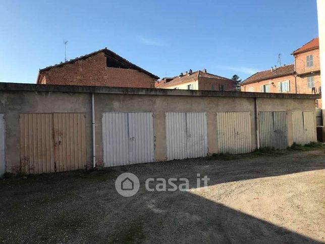 Garage/posto auto in residenziale in Via Vittorio Emanuele II