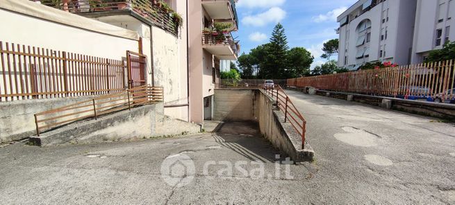 Box/posto auto in residenziale in Via TORREBIANCA 47