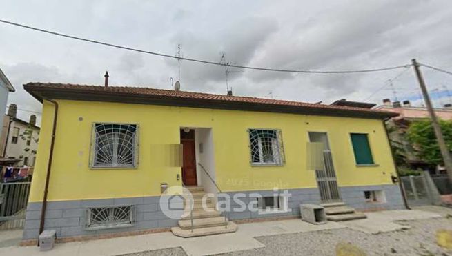 Casa bi/trifamiliare in residenziale in Via Bartolo Nigrisoli