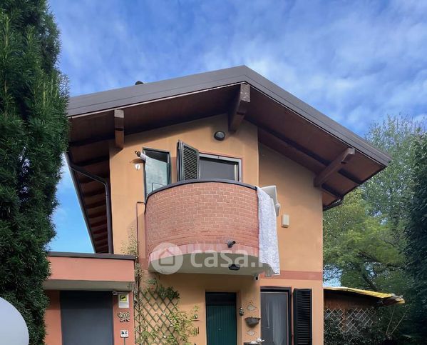 Appartamento in residenziale in Via Pastrengo 51